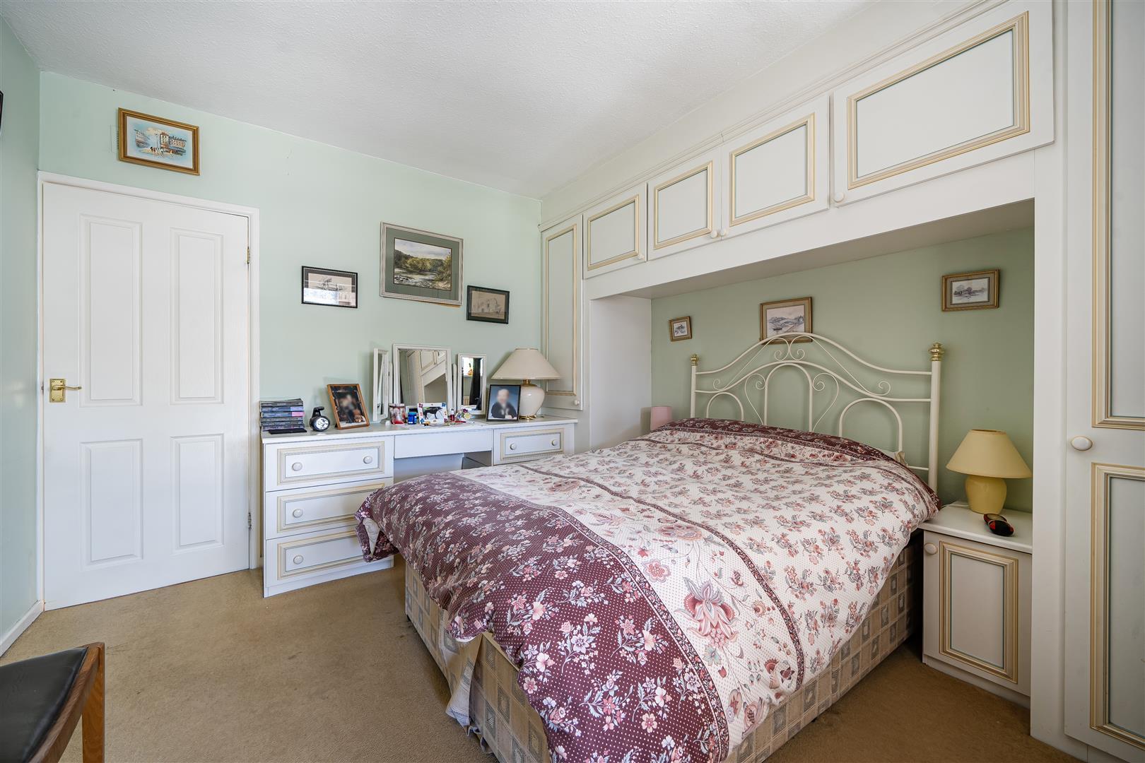 Property Image b872102e-f03f-48a0-b809-4badaedb1b95
