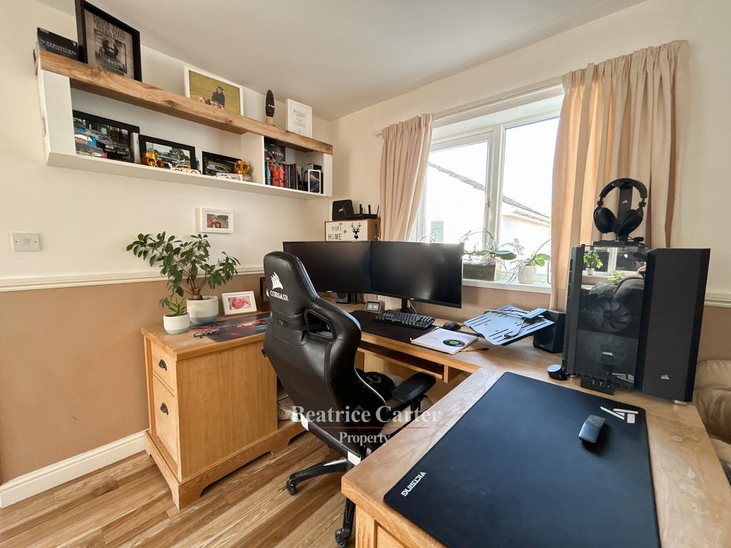 Property Image b8767b9d-3a81-47ed-ab6f-5d6510b9c207