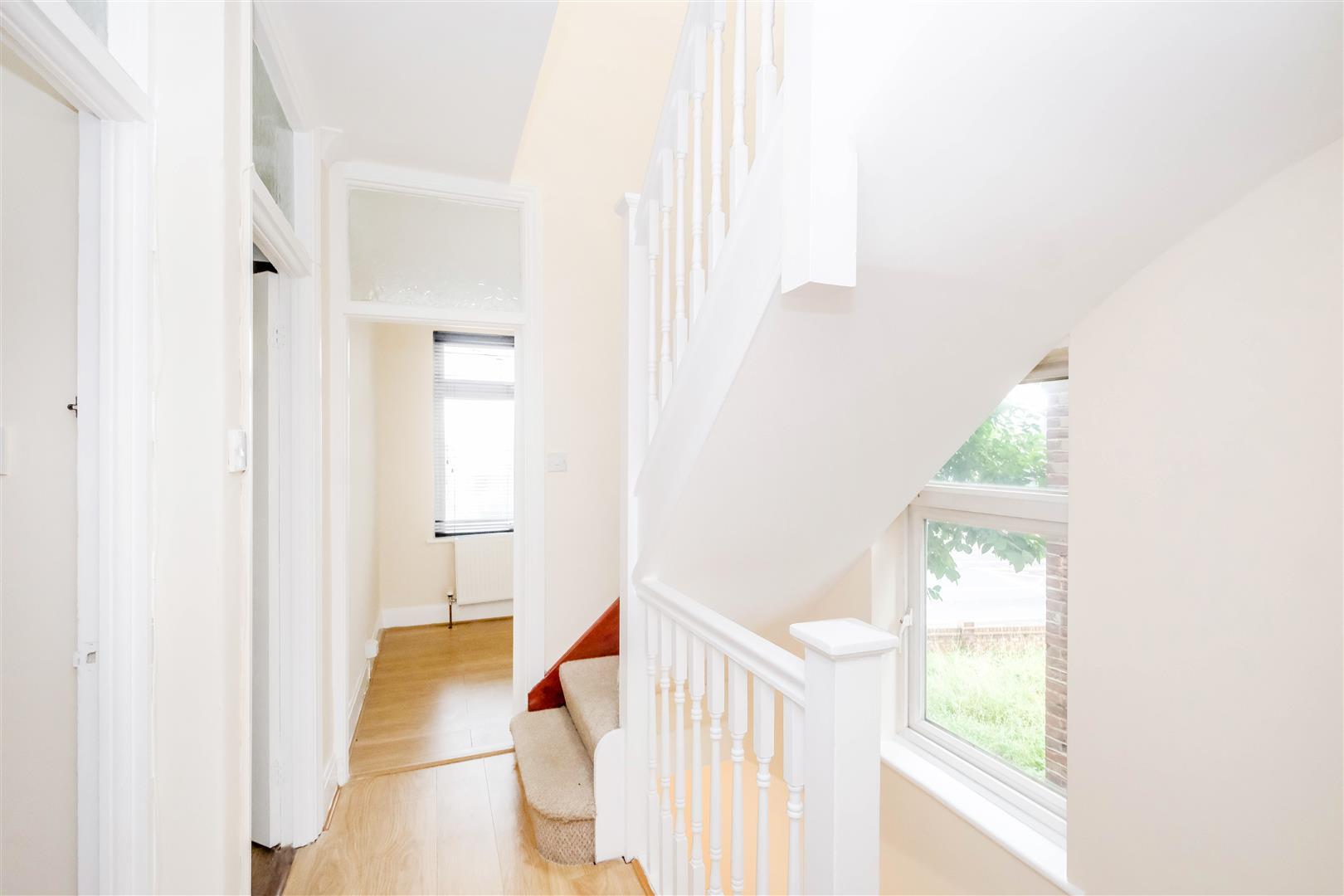 Property Image b87cfe33-bdb3-40ec-ad42-27f79873046f