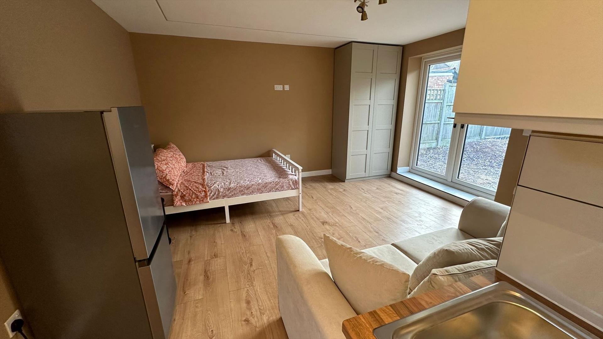 Property Image b8840c72-6eaf-401c-9c6b-02ad3d3d08fe