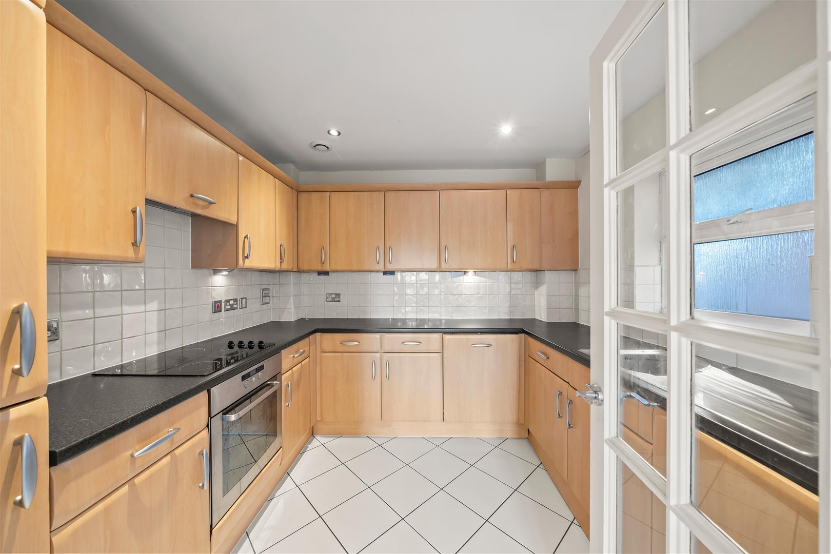 Property Image b8a6628f-b599-4017-b1e2-45b527ab1248