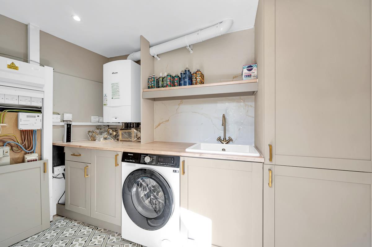 Property Image b8add4d0-debd-4470-b1a8-6d339d877ae4