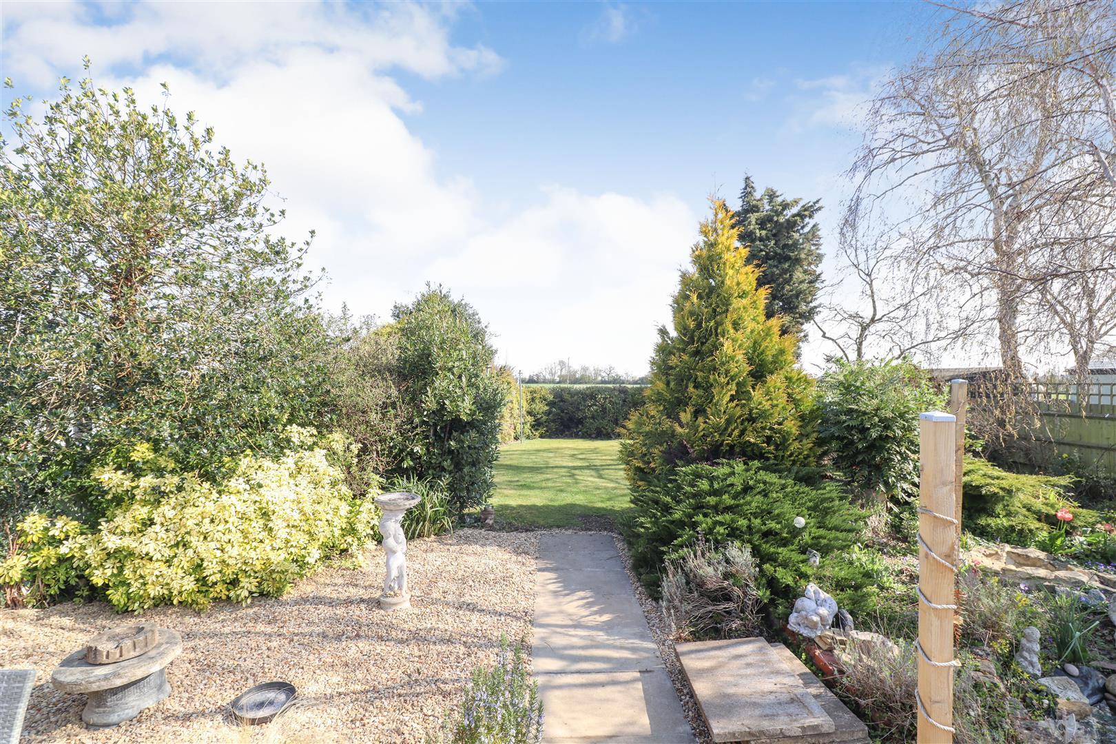 Property Image b8c3e6ab-f84d-4773-bebb-73aa3a8b58dc