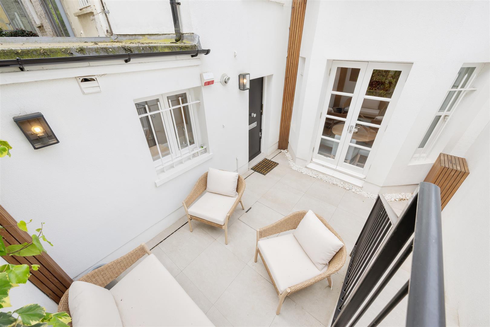 Property Image b8e1a642-bd0c-4940-86a5-84502c8f572a