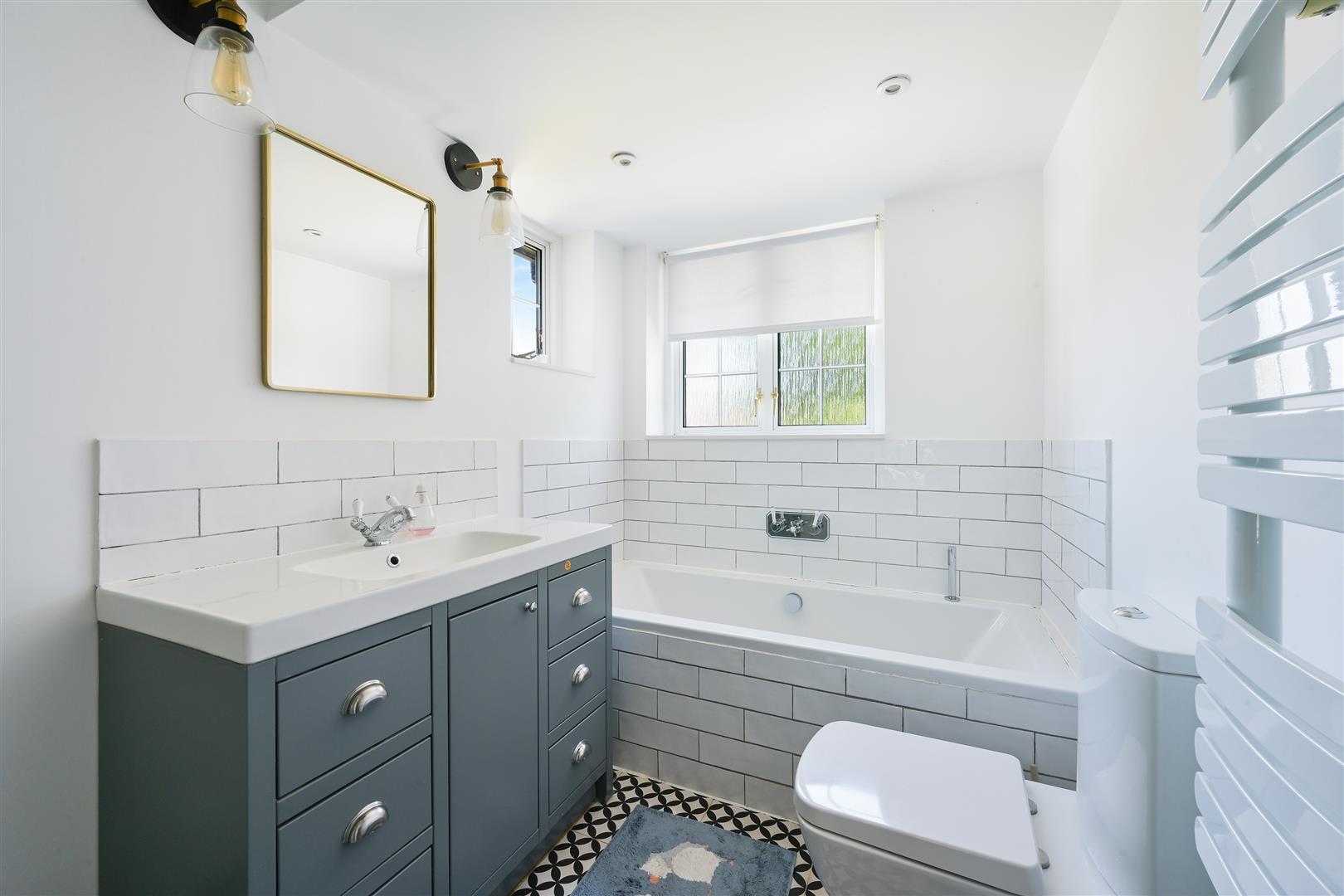 Property Image b8f22ea8-46bd-450f-ab38-a4e777de76ea