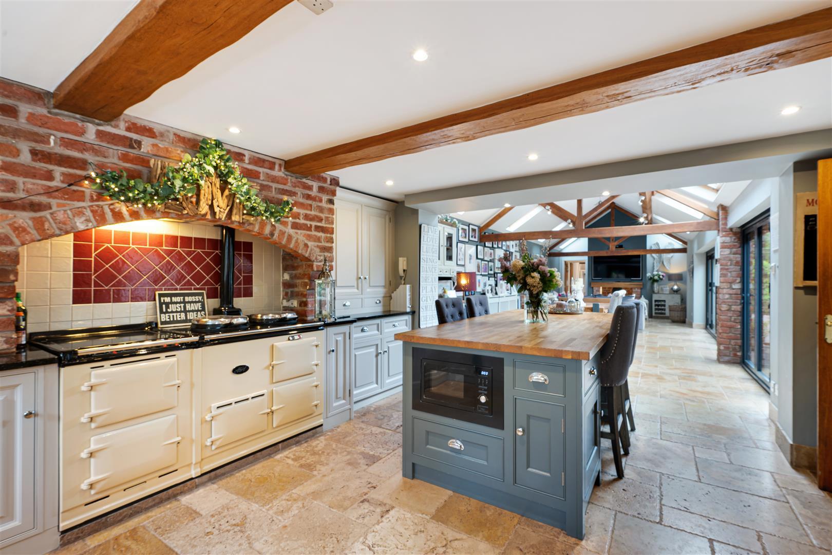 Property Image b8f804fa-0b5b-4265-b303-a74df7623a09