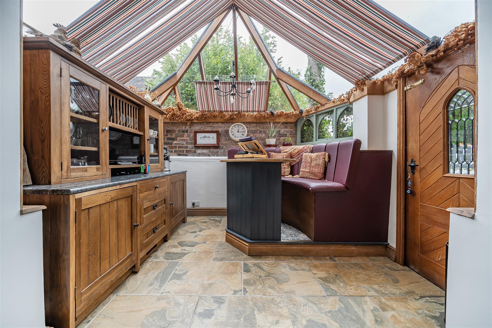 Property Image b90357e3-790b-4023-96a9-679485106d03