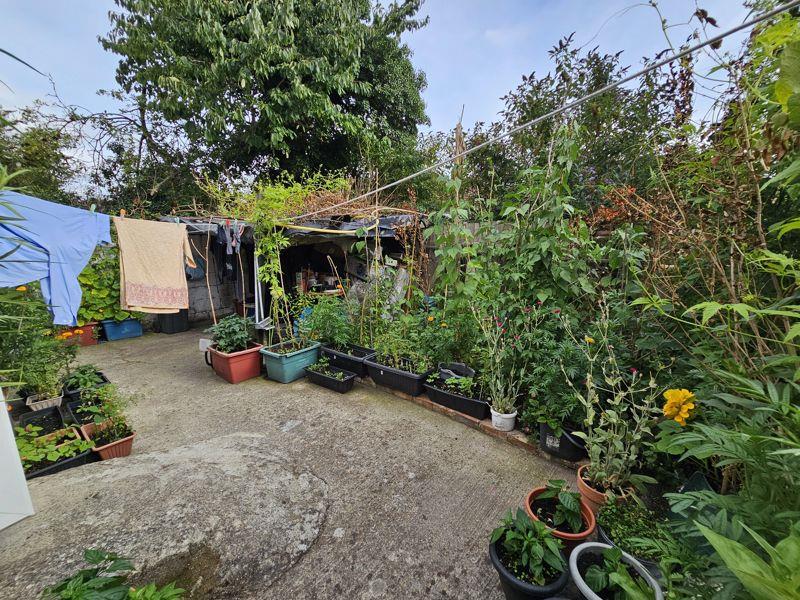 Property Image b903671a-3601-42d8-b961-e2b8aa1d285c