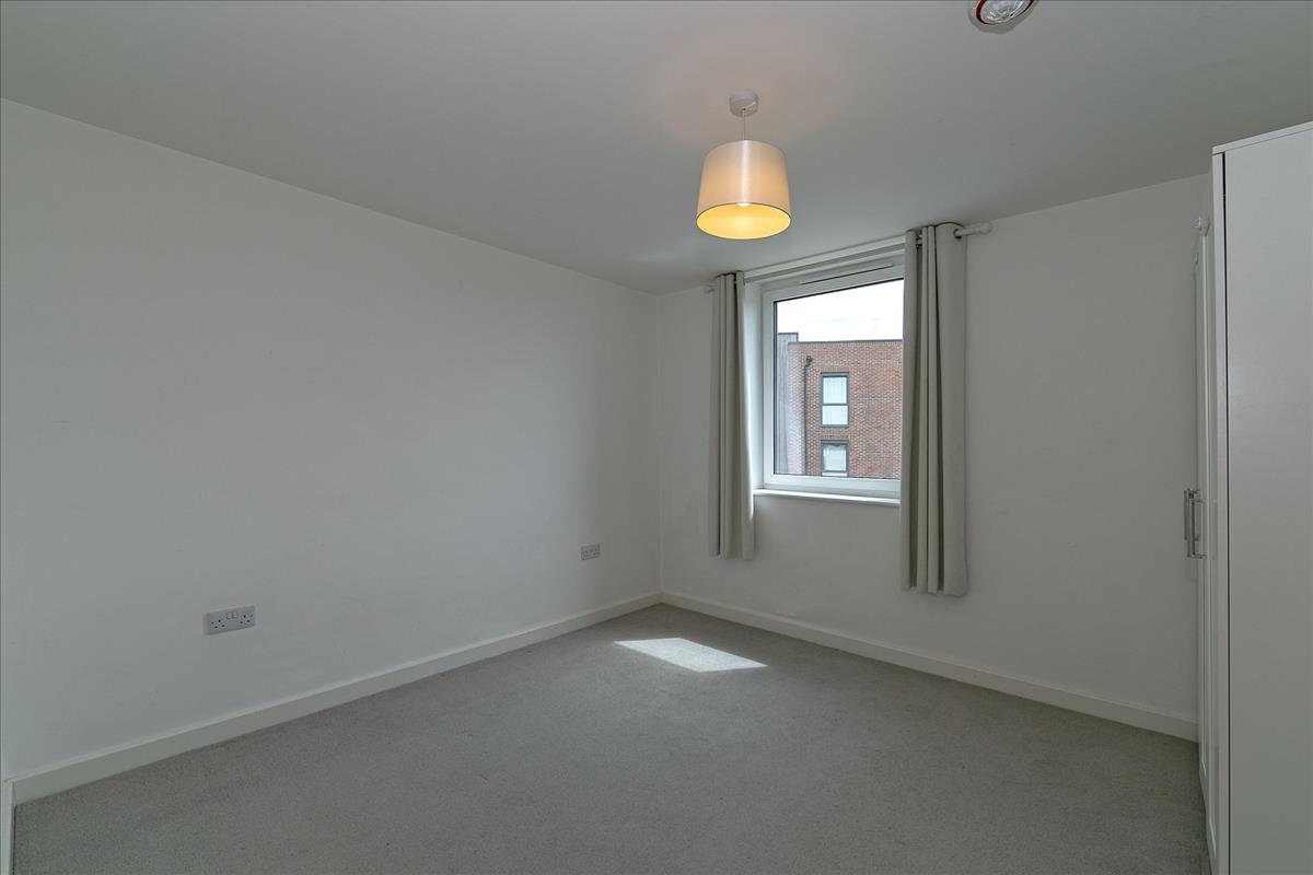 Property Image b9044375-fb43-4a70-9bfb-a8523dbf1700