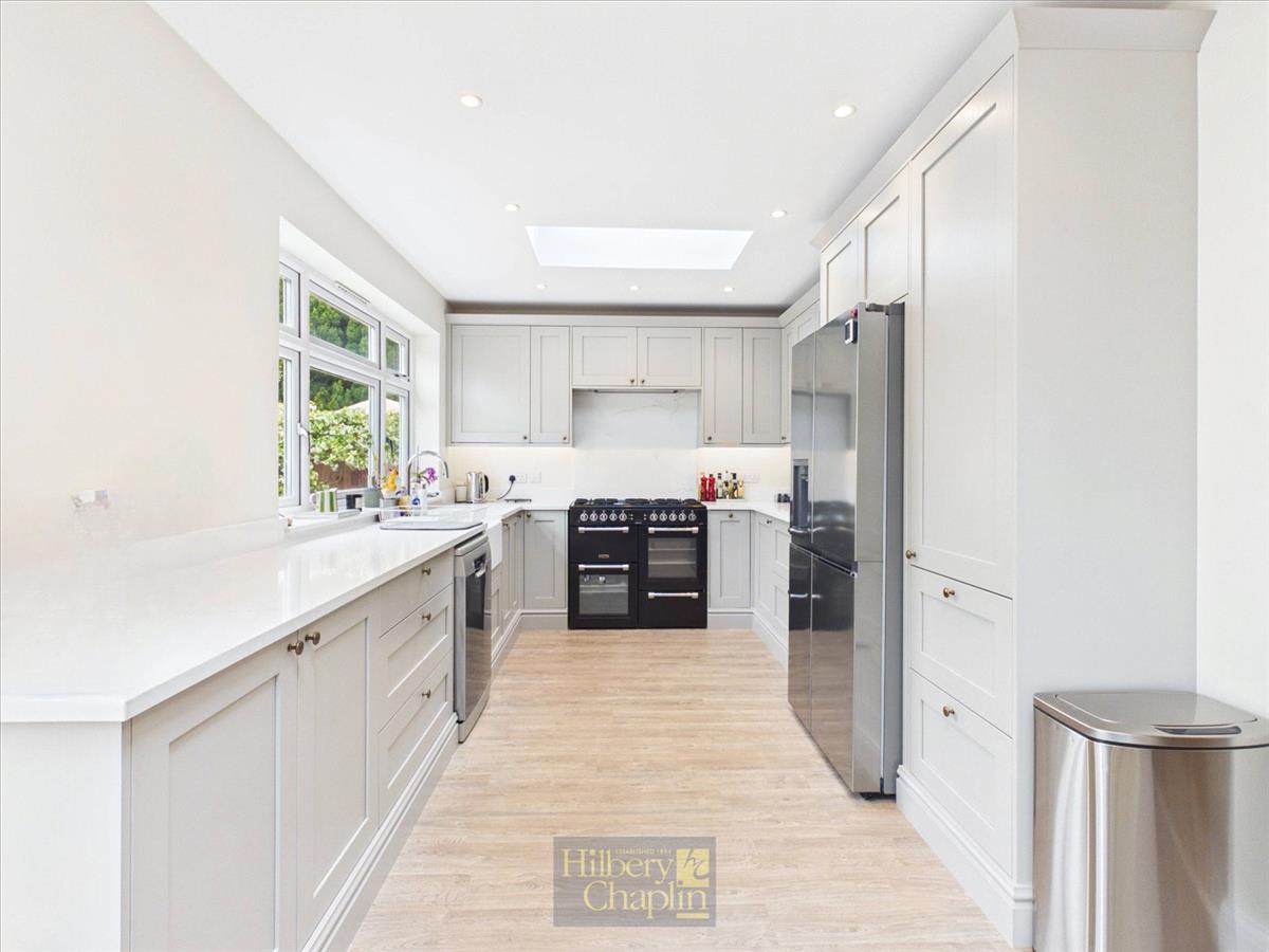 Property Image b904939e-8760-44ae-b33e-5244f6589d47