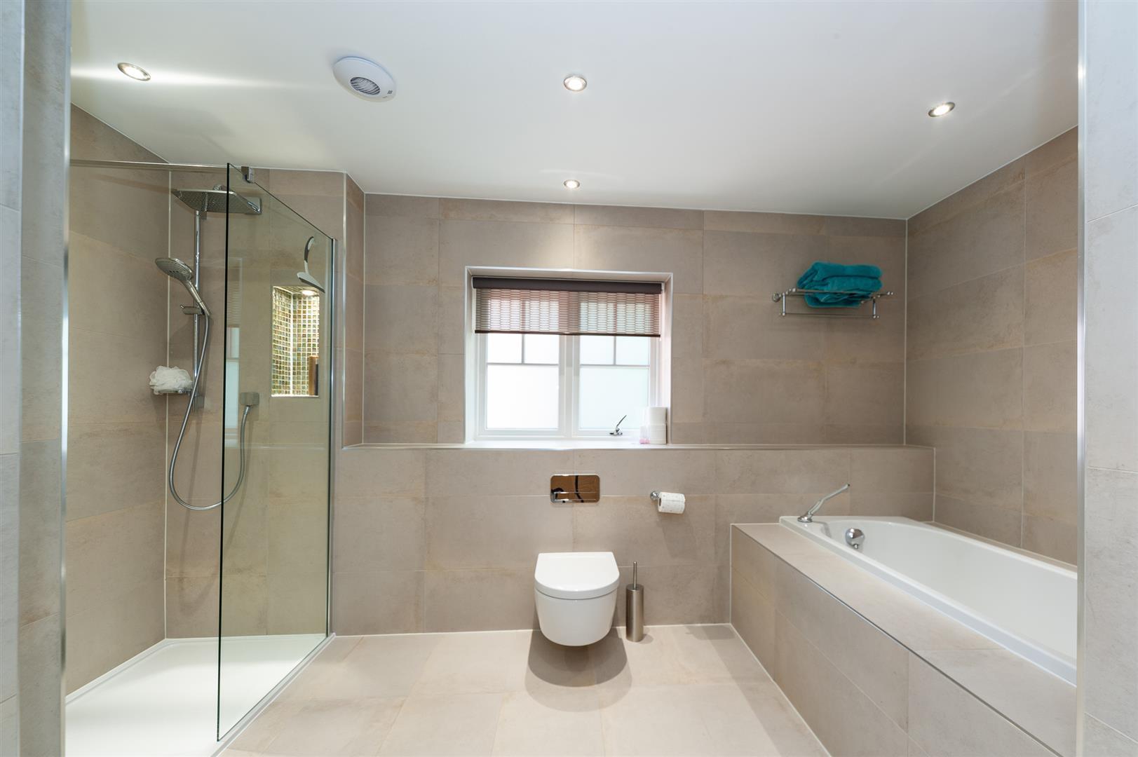 Property Image b907a672-9040-4071-8b5e-b38a73605fb4