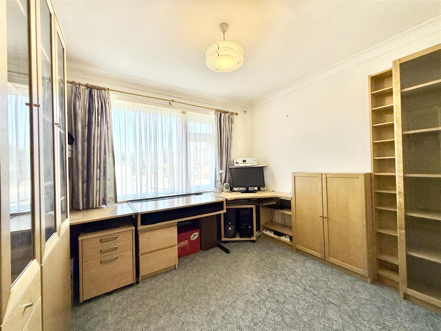 Property Image b9103e73-10ff-4d2d-abb6-bc9b415d8350