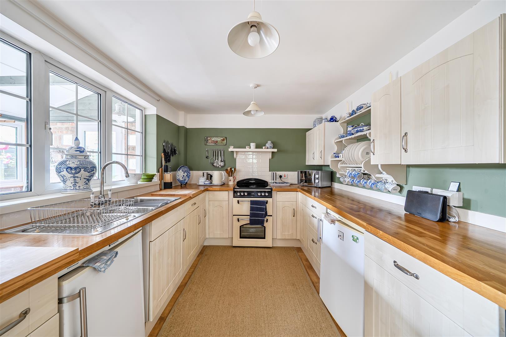 Property Image b91631c8-ef78-4131-bfa4-4ada00fe4539