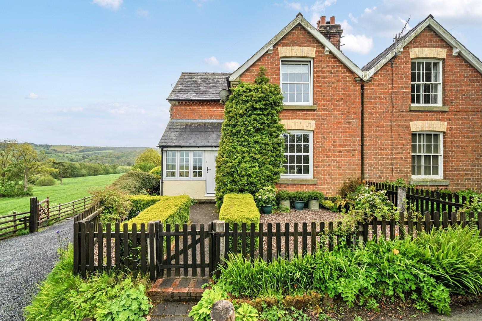 Property Image b916456e-4ea0-45ea-940d-3692049fca39