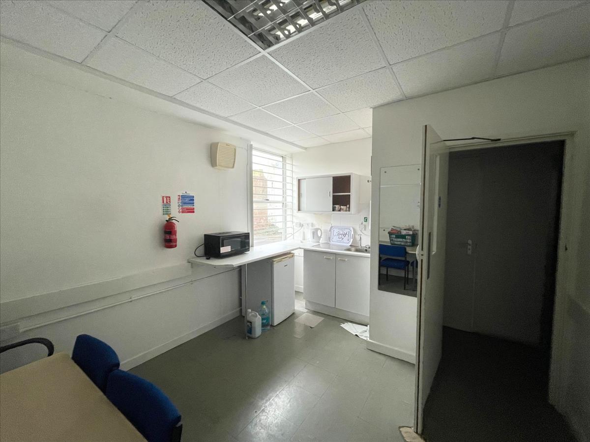 Property Image b91668c1-7e89-4c84-99bb-388a203b11f9