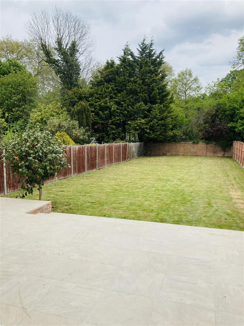 Property Image b917be7c-36c1-4886-aa38-3a10ef29c697