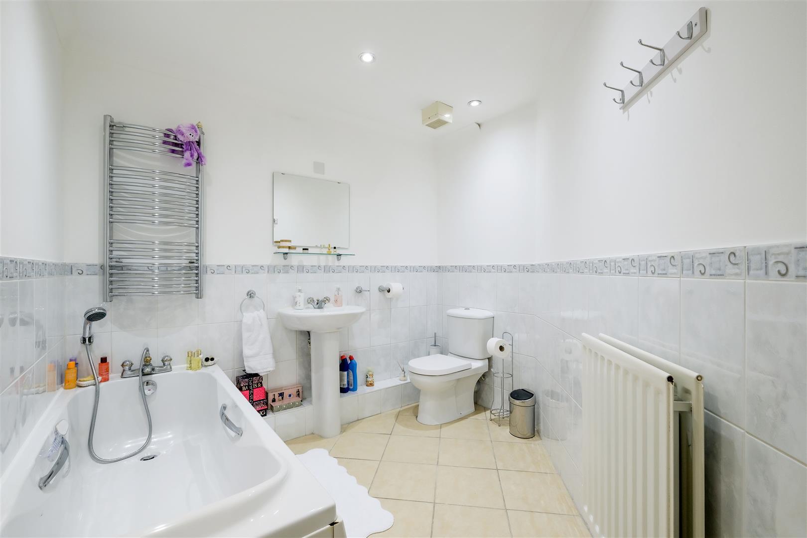 Property Image b91c6a58-cf00-4c27-b60a-dceb68e85866