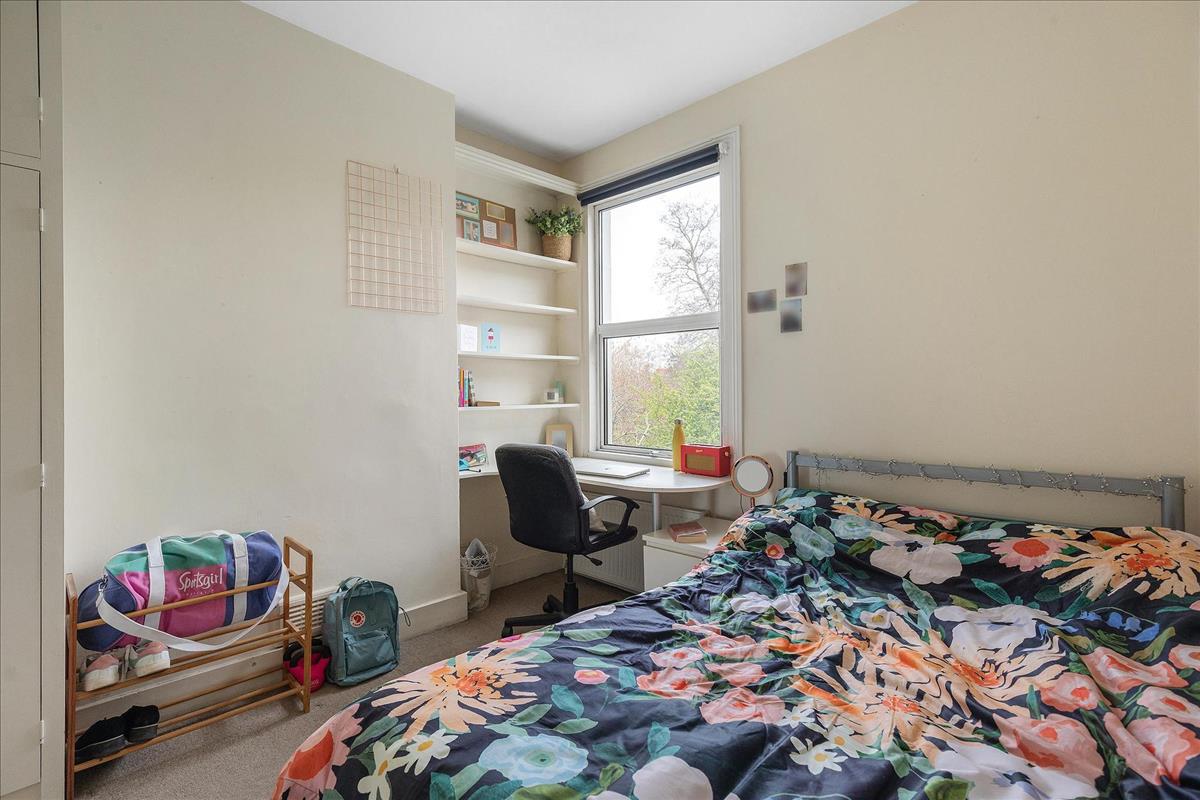 Property Image b92070cf-9a59-44dd-ba3d-df220e0debf9