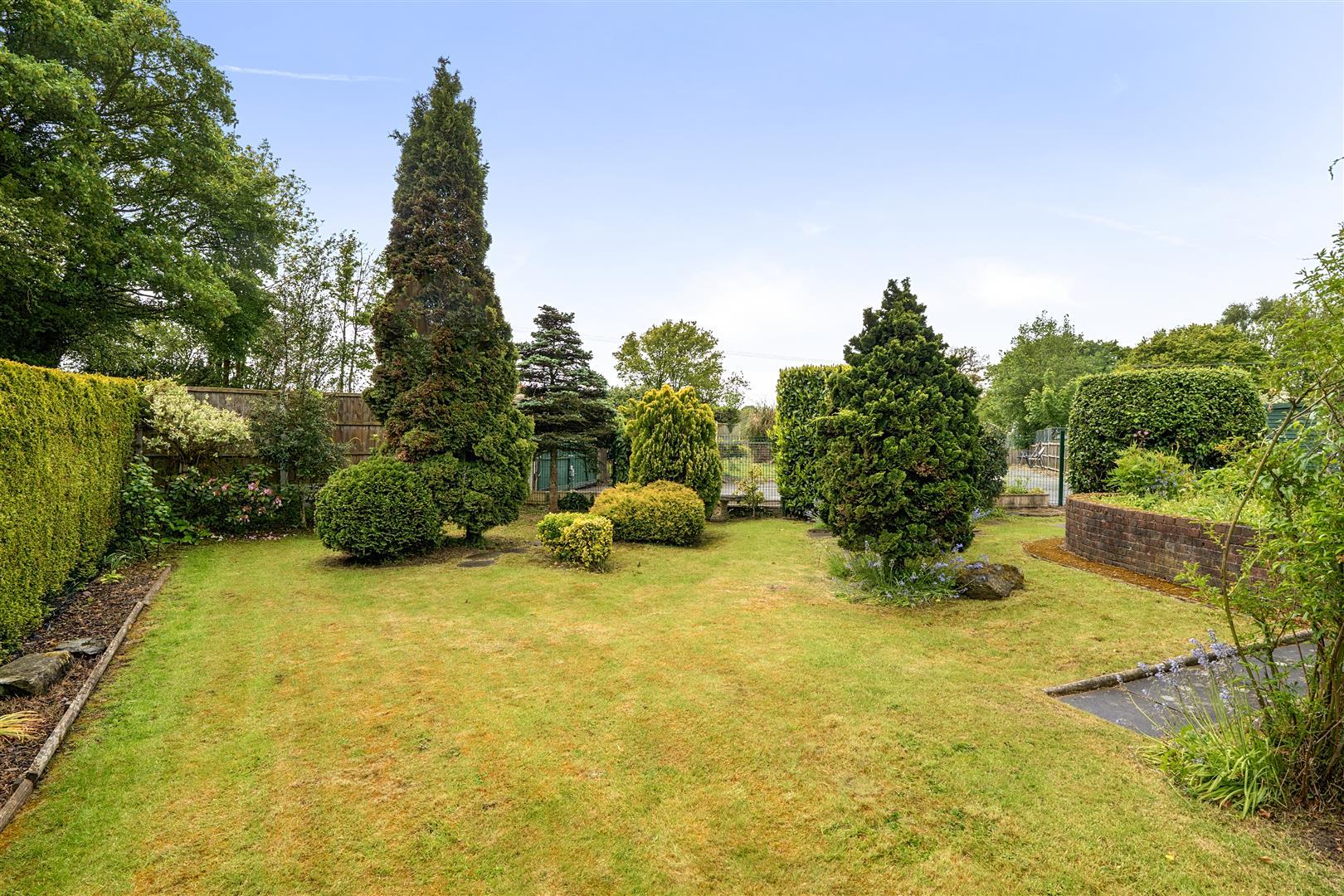Property Image b920ae17-ce07-46d2-accc-51a489ae6ed0