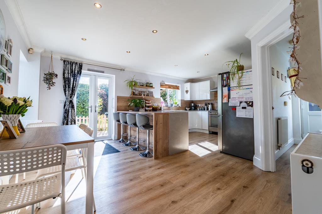 Property Image b922013c-2ac6-4b2f-859d-fd1cb0099789