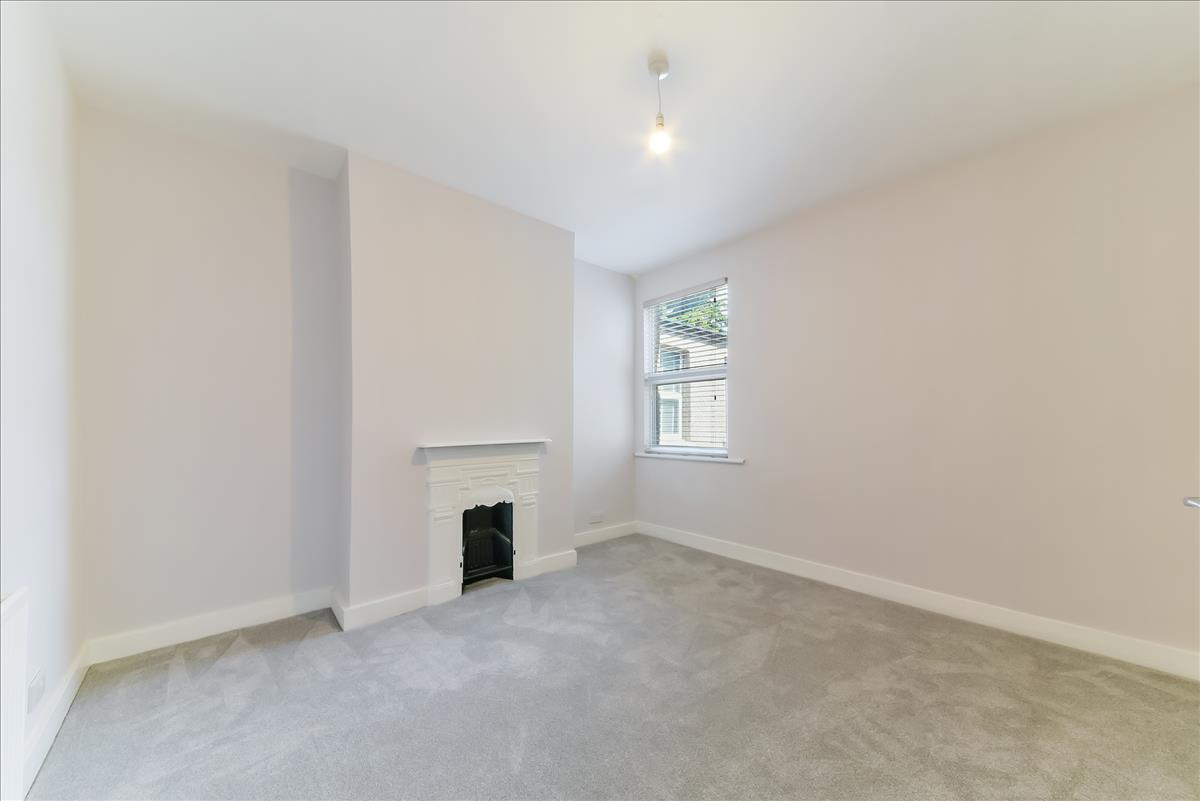 Property Image b92af725-d874-493c-9be1-38e794c33bbf