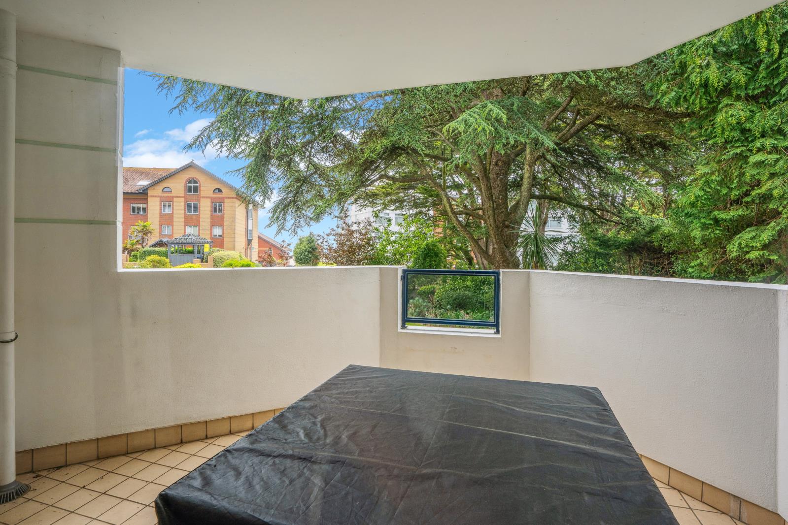 Property Image b92ea387-7490-4a4f-9d53-e5b11bb6fa4b