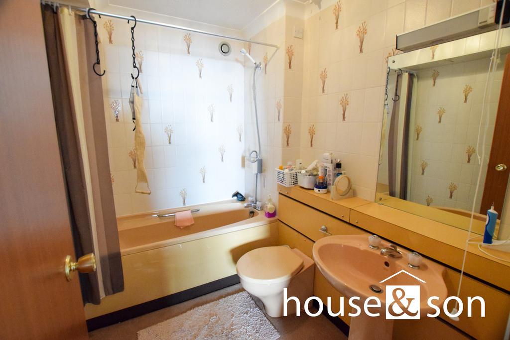Property Image b9329cd3-7a81-4a92-b109-ea39bde6fa95