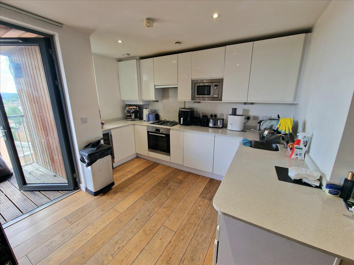 Property Image b937fa26-6138-459f-8d42-7d68185bd1e0
