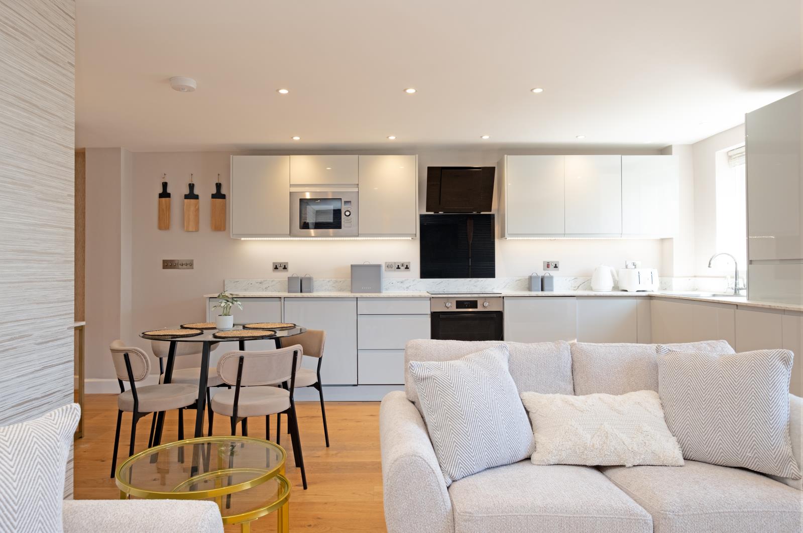 Property Image b938264f-5702-40cb-b110-4d3ec88b7ba2