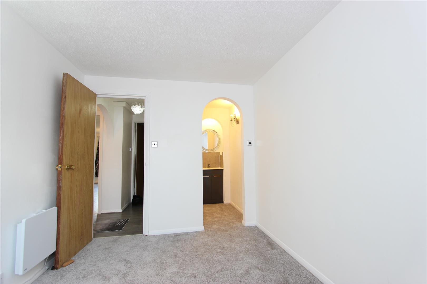 Property Image b93dedd8-2e76-4894-b97f-d75775579f86