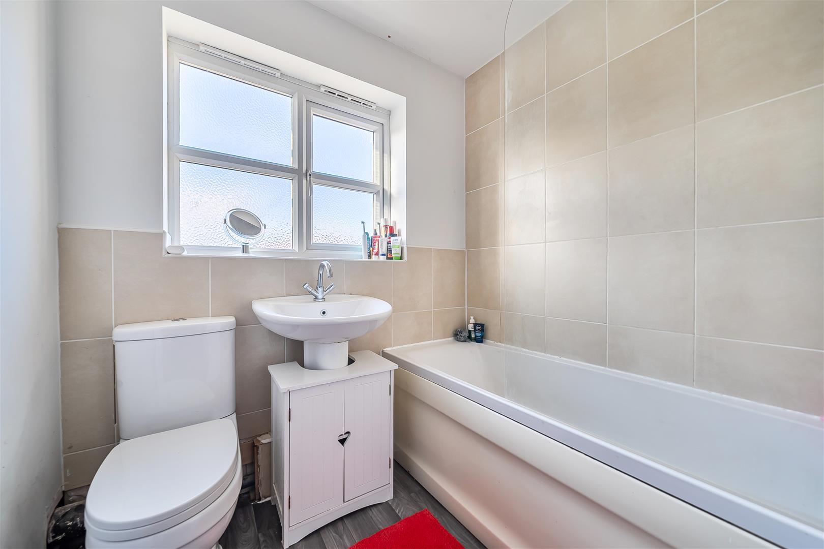 Property Image b9422bcd-e708-45ad-8643-b597e9ae864b