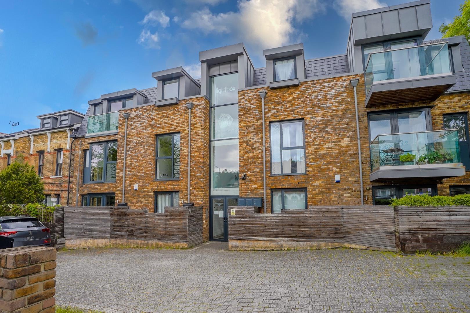Property Image b9461726-8f97-4f47-855d-46b213f83861