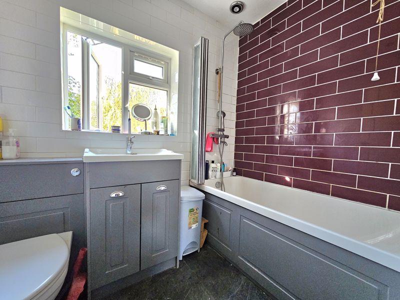 Property Image b94a5549-e47e-4dbe-bc60-0b9adfbeac19