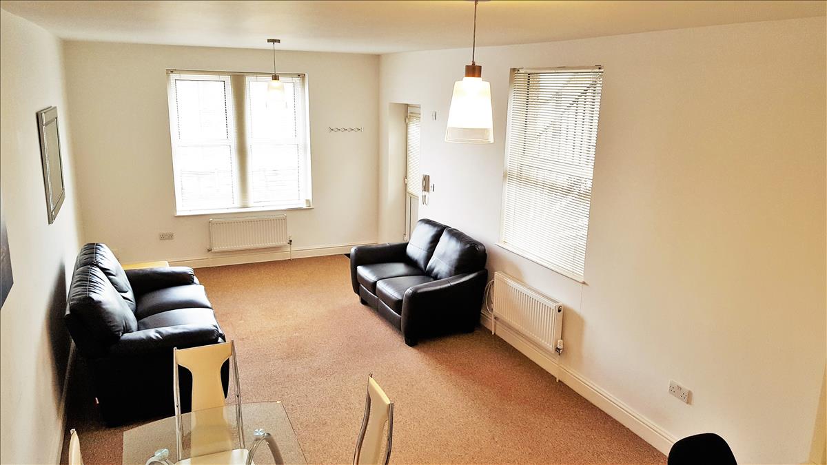 Property Image b95b8246-c6dd-4e09-a0f6-7eebff18505c