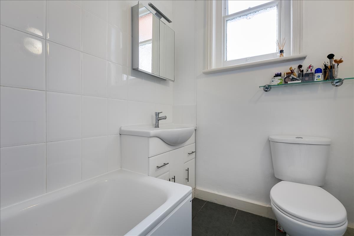 Property Image b97537d2-fa1a-4f56-a175-fd571fb254ba