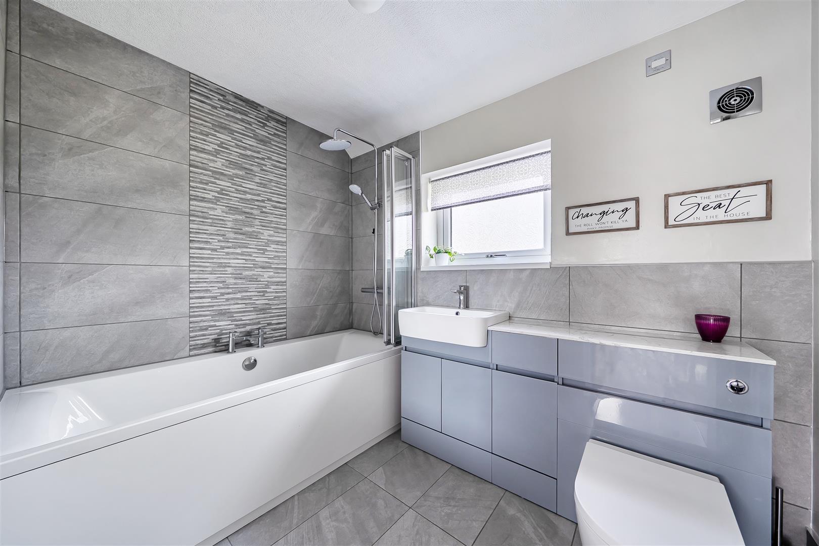 Property Image b97dcbaa-6987-4bbf-a159-eff094393a76