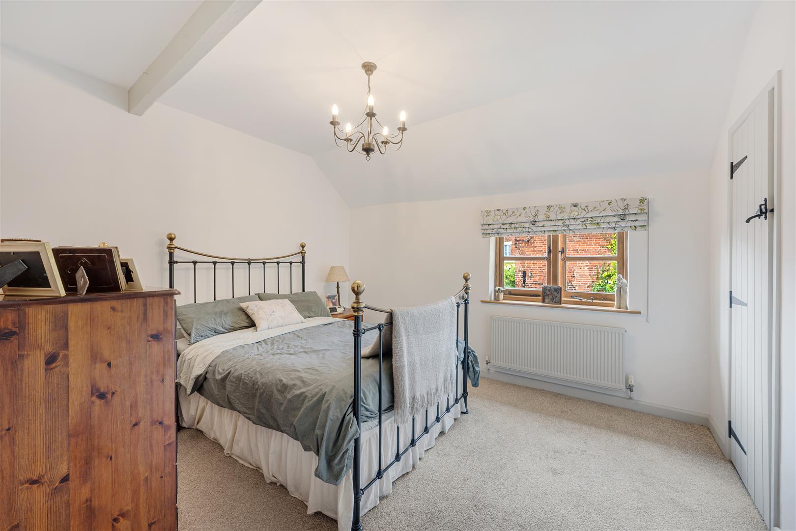 Property Image b9808d1b-dcb1-4e14-9f8e-dcef8d7bf84c