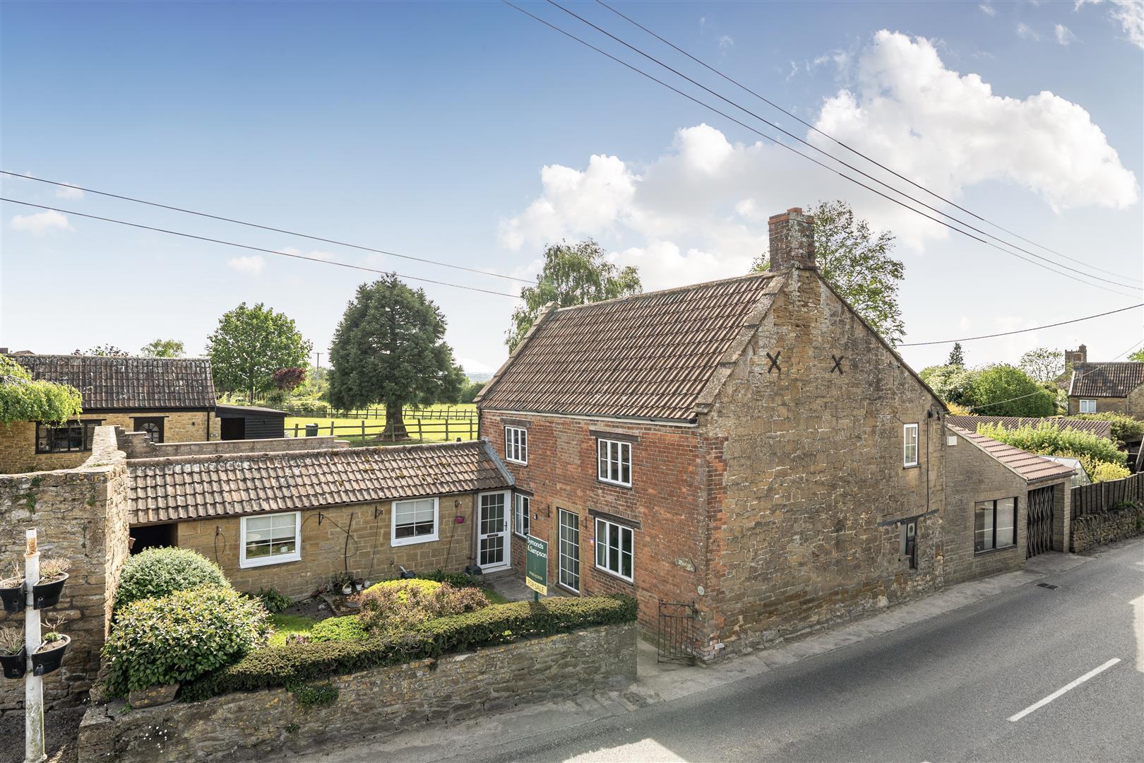 Property Image b989e491-f25e-424a-b6fa-be7b5382cab9