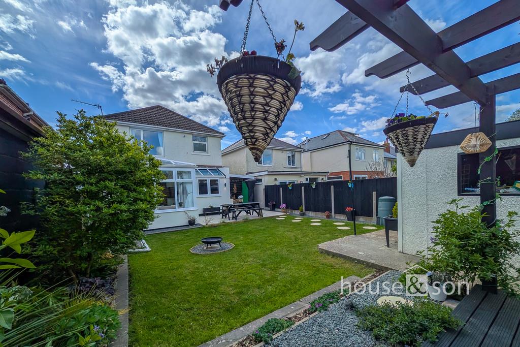 Property Image b98c9e1c-cd02-48ed-ad19-db81dd0fcdbf