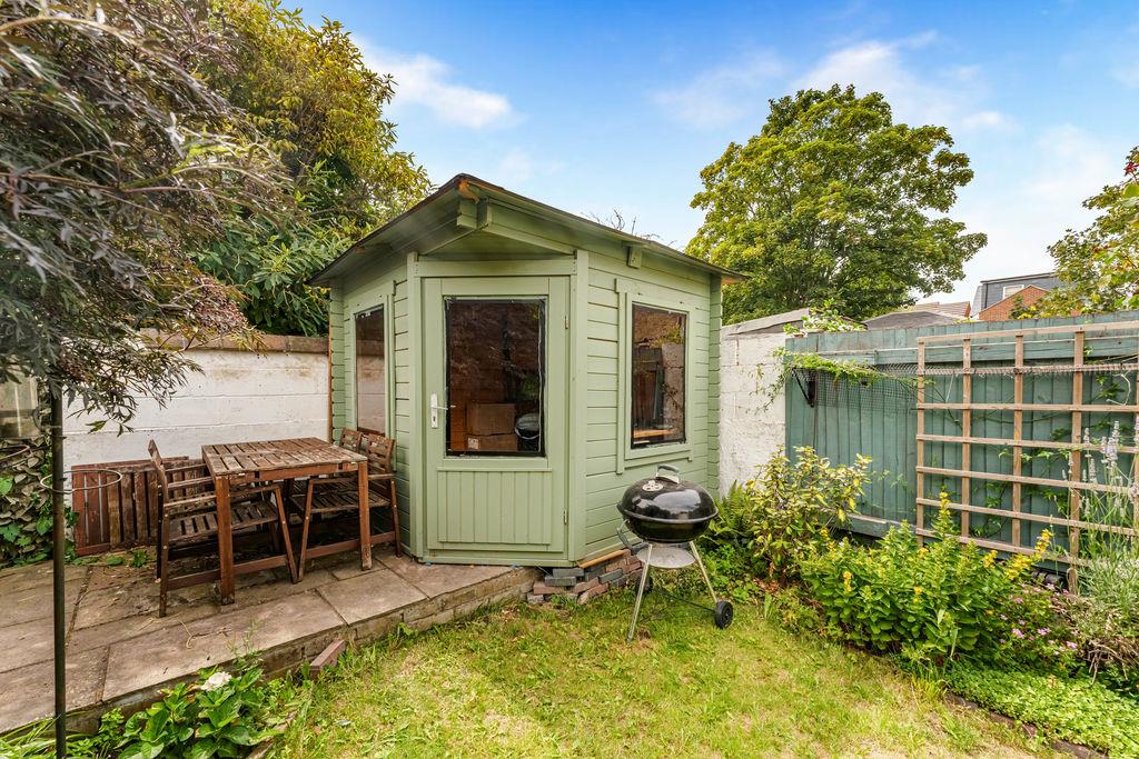 Property Image b98da521-6d09-4dc2-ade3-8cd47fb551d5