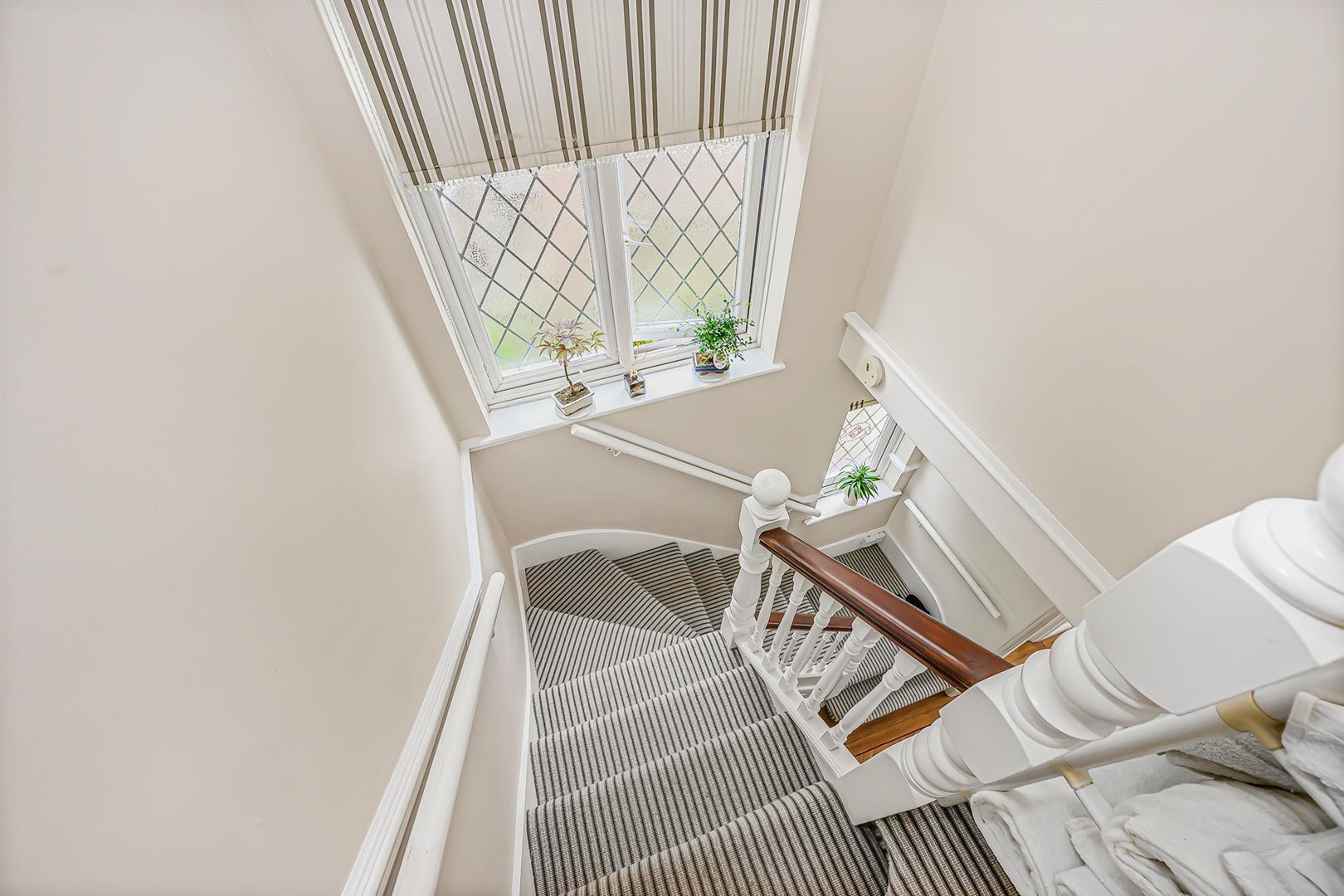 Property Image b98ecbae-4e1f-40a9-839c-aeb57ea5c24e