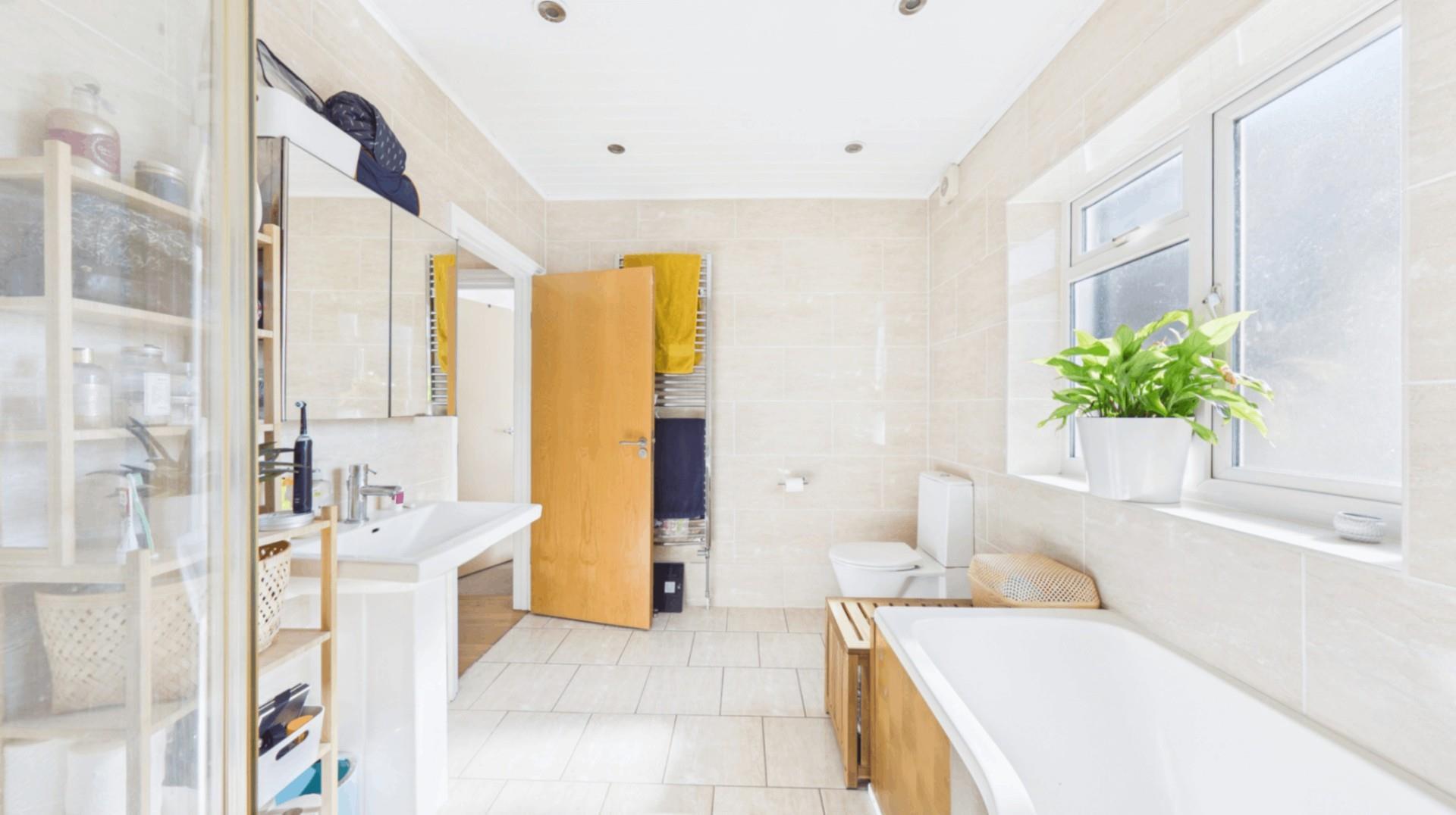 Property Image b99a3804-1cdc-46c8-91fd-64097363d7a3