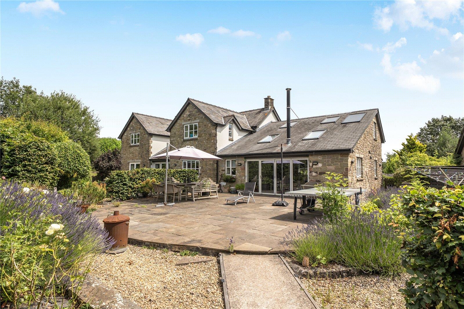 Property Image b99ceab1-146d-4b79-8c29-c5f9fd173041