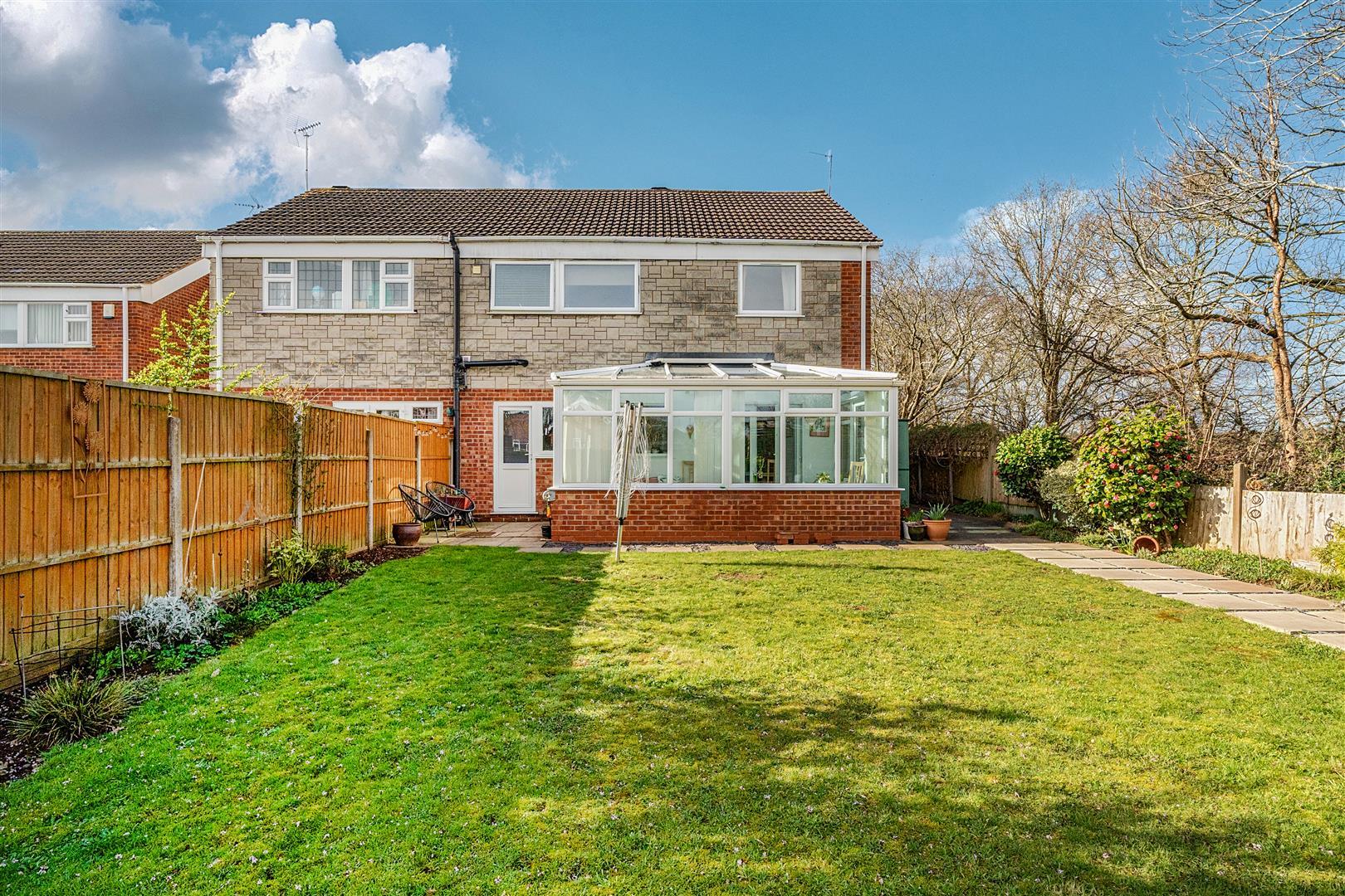 Property Image b99fa39e-5b89-4a96-b2a7-c23c388a5523