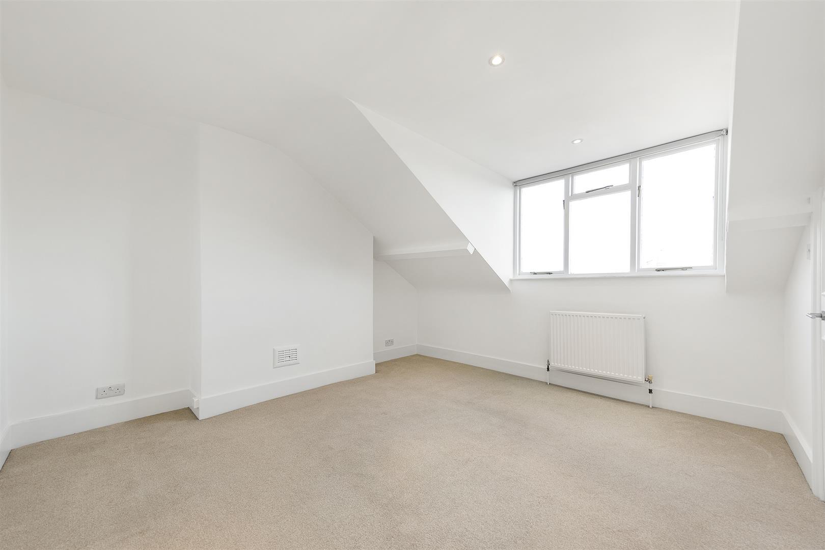 Property Image b9a3d9a8-ae6b-437f-894a-440e1731d566