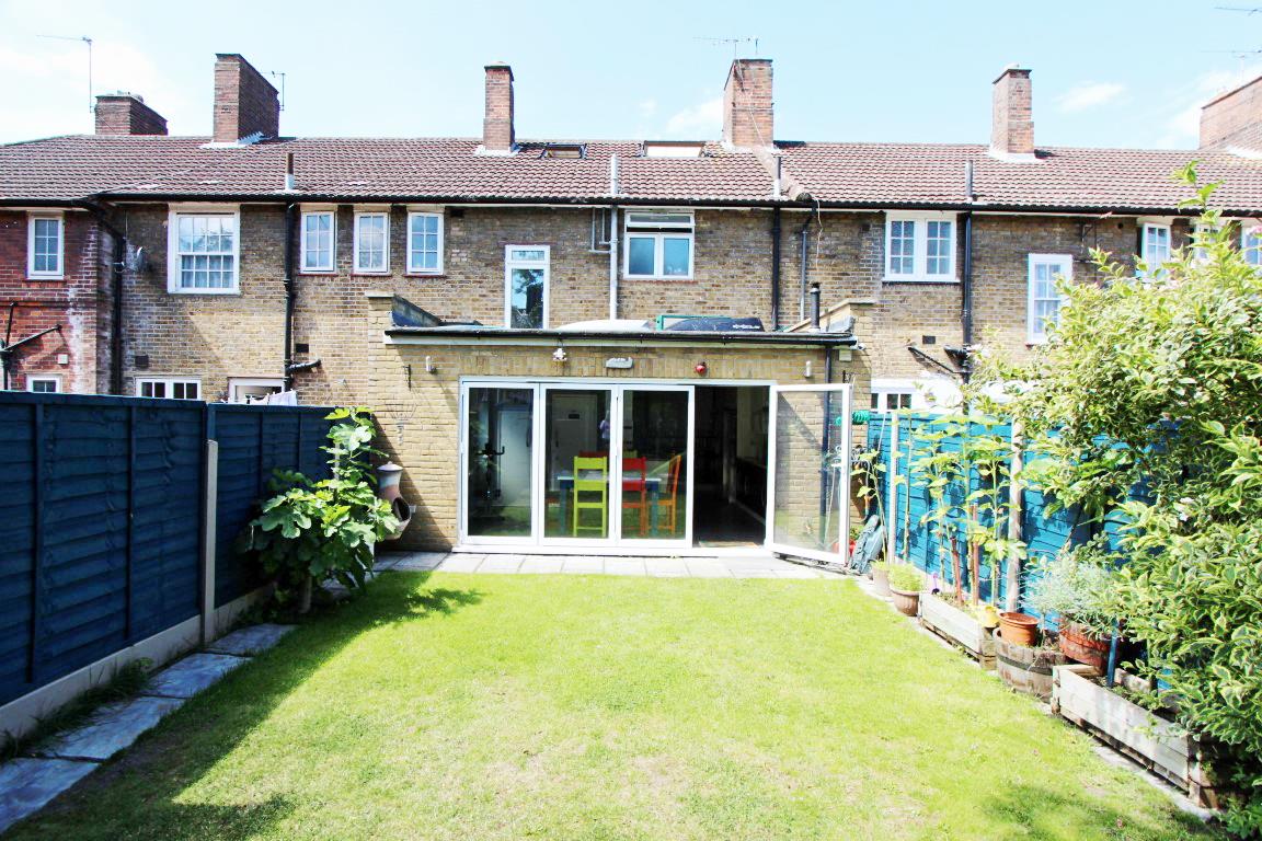 Property Image b9aea13b-8c3b-44c4-99dc-2c98a89763f0