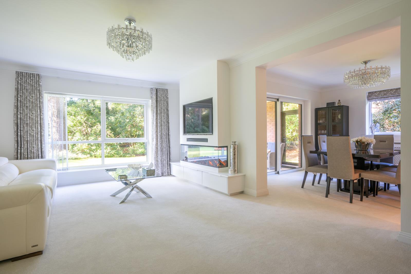Property Image b9b0cf65-1bcd-446c-827f-0233afa85f30