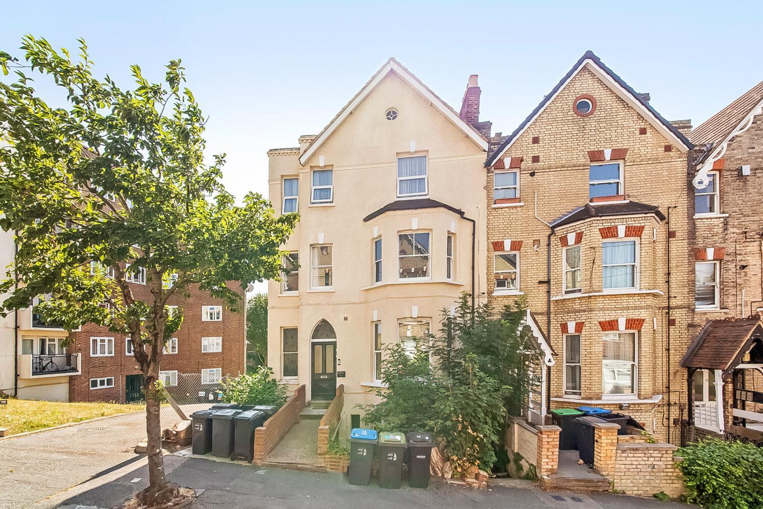 Property Image b9b27e50-4760-46c1-a8f8-90abc94760fb