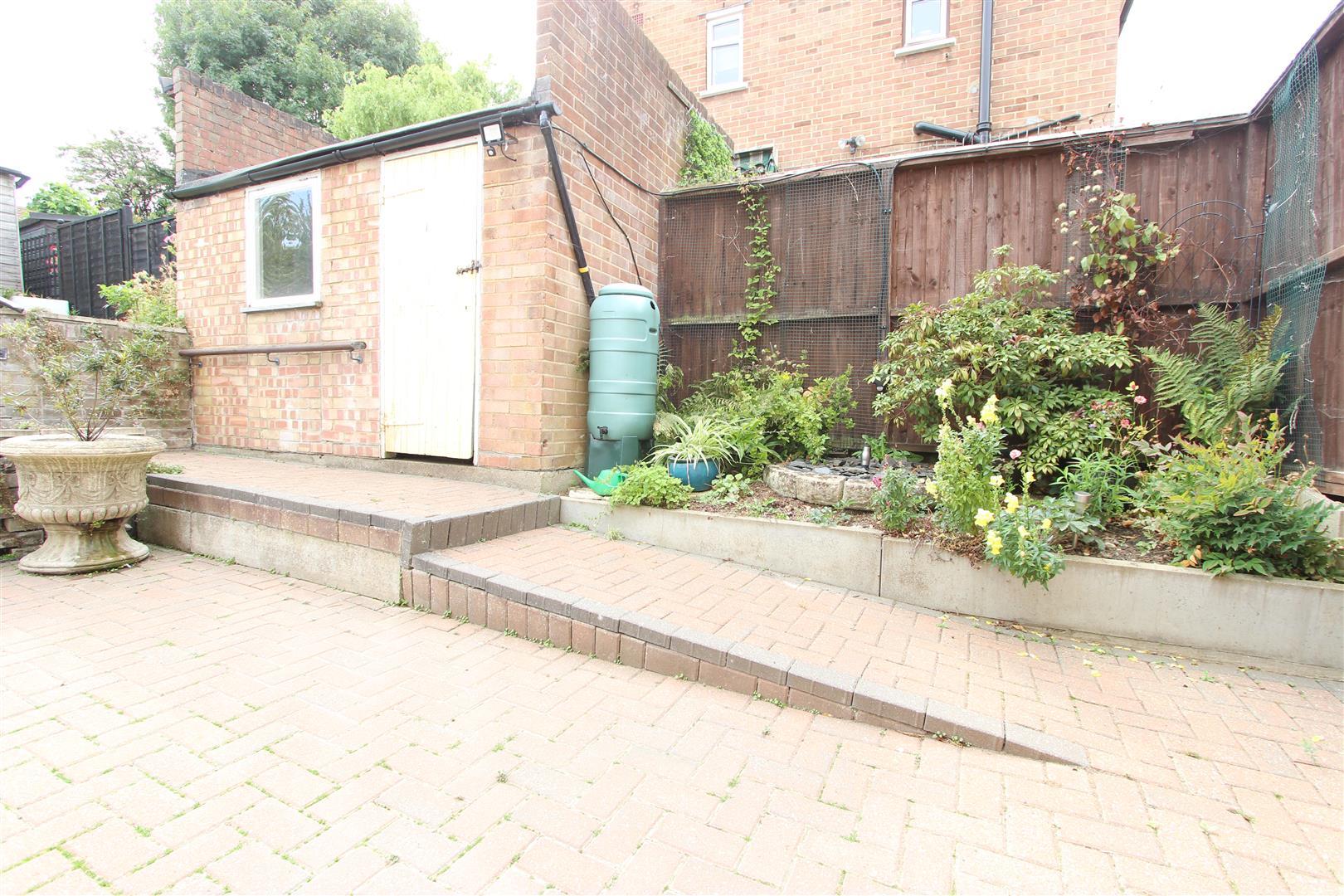 Property Image b9b8d074-dd99-4f7f-81c0-1412c5a7250a