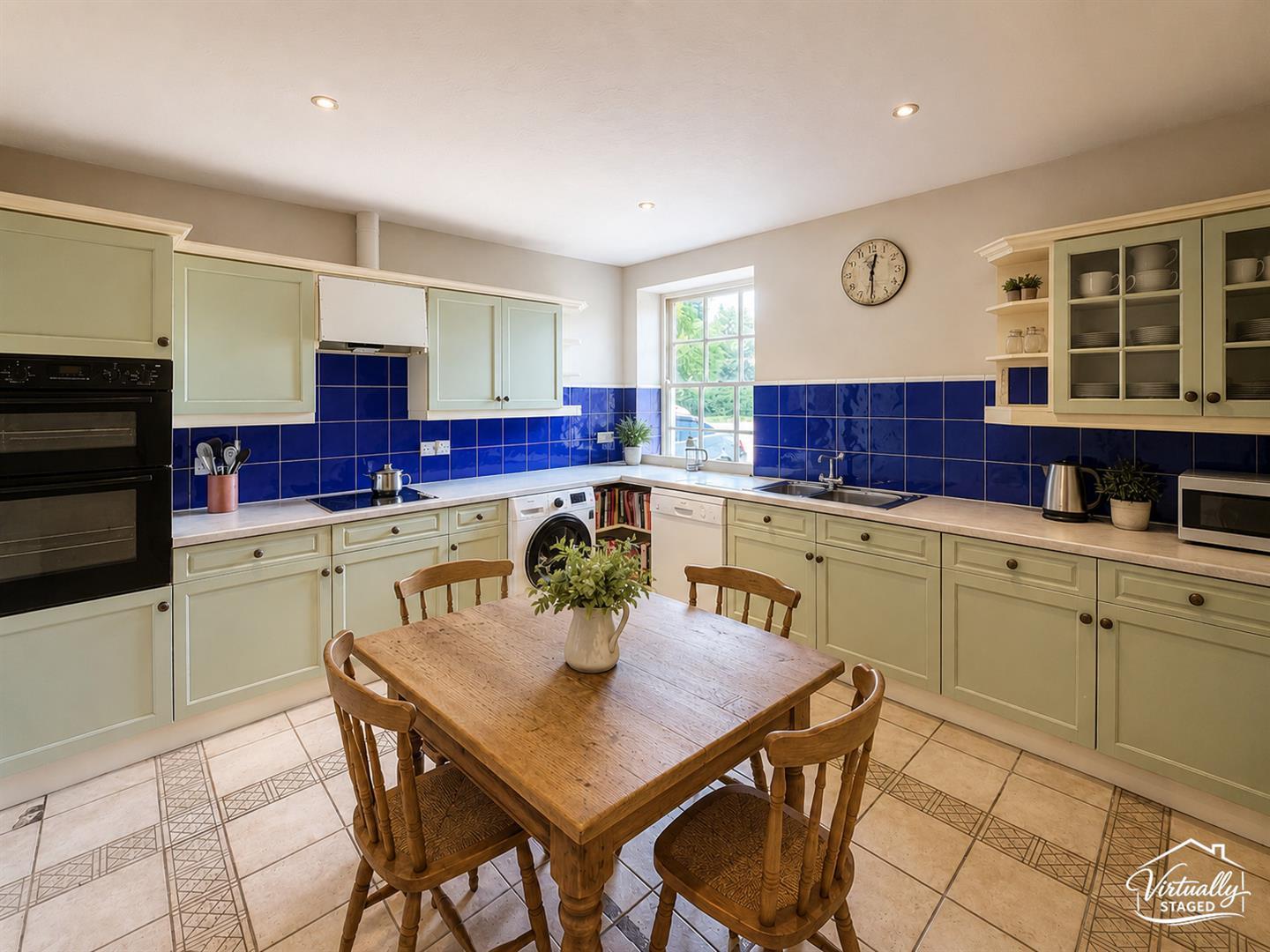 Property Image b9cb24de-ab73-4cc8-8db7-3679e493835b